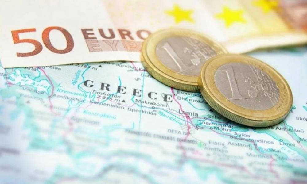 Πώς θα πάρουν το επίδομα των 800 ευρώ δικηγόροι, λογιστές, μηχανικοί και γιατροί